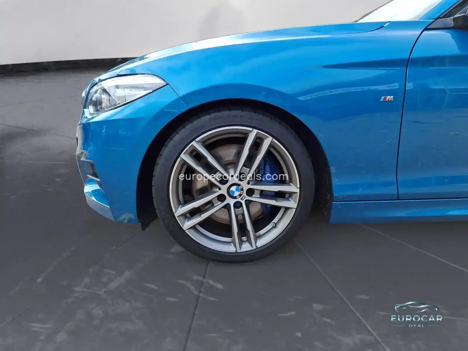 BMW M240i