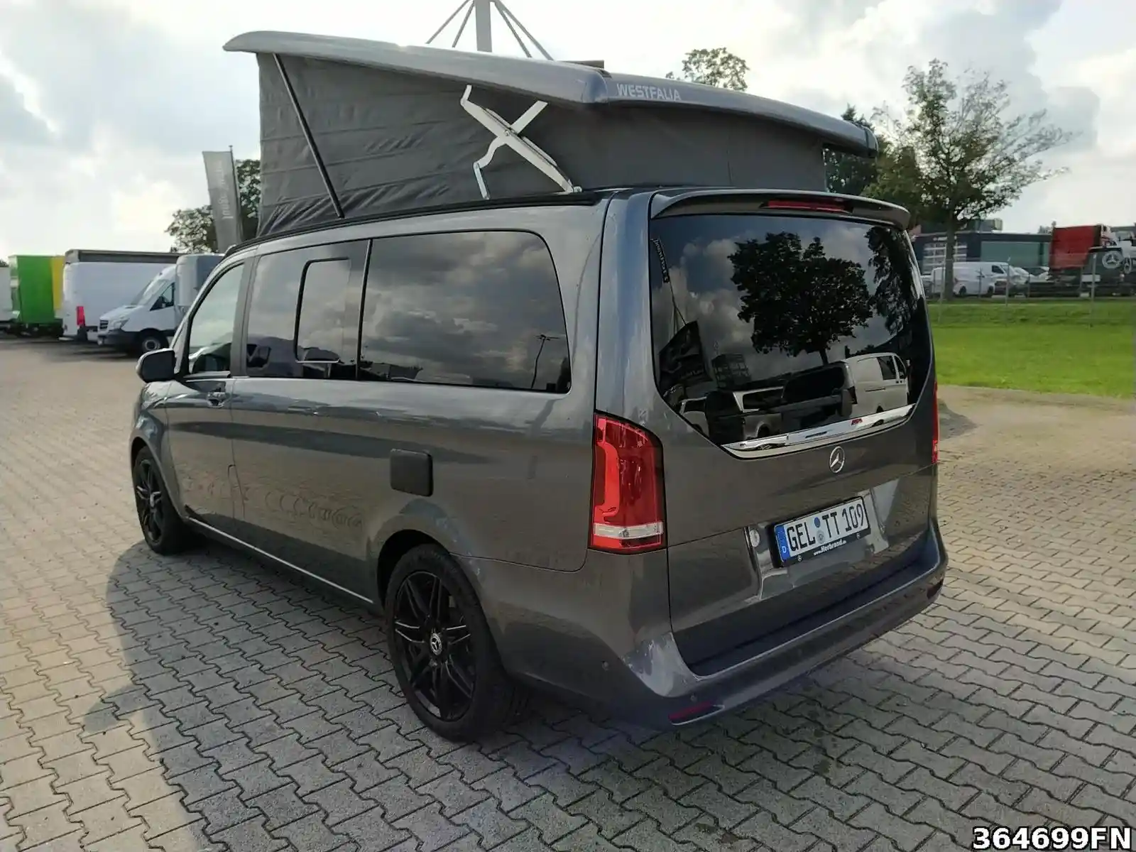 Mercedes-Benz V 250