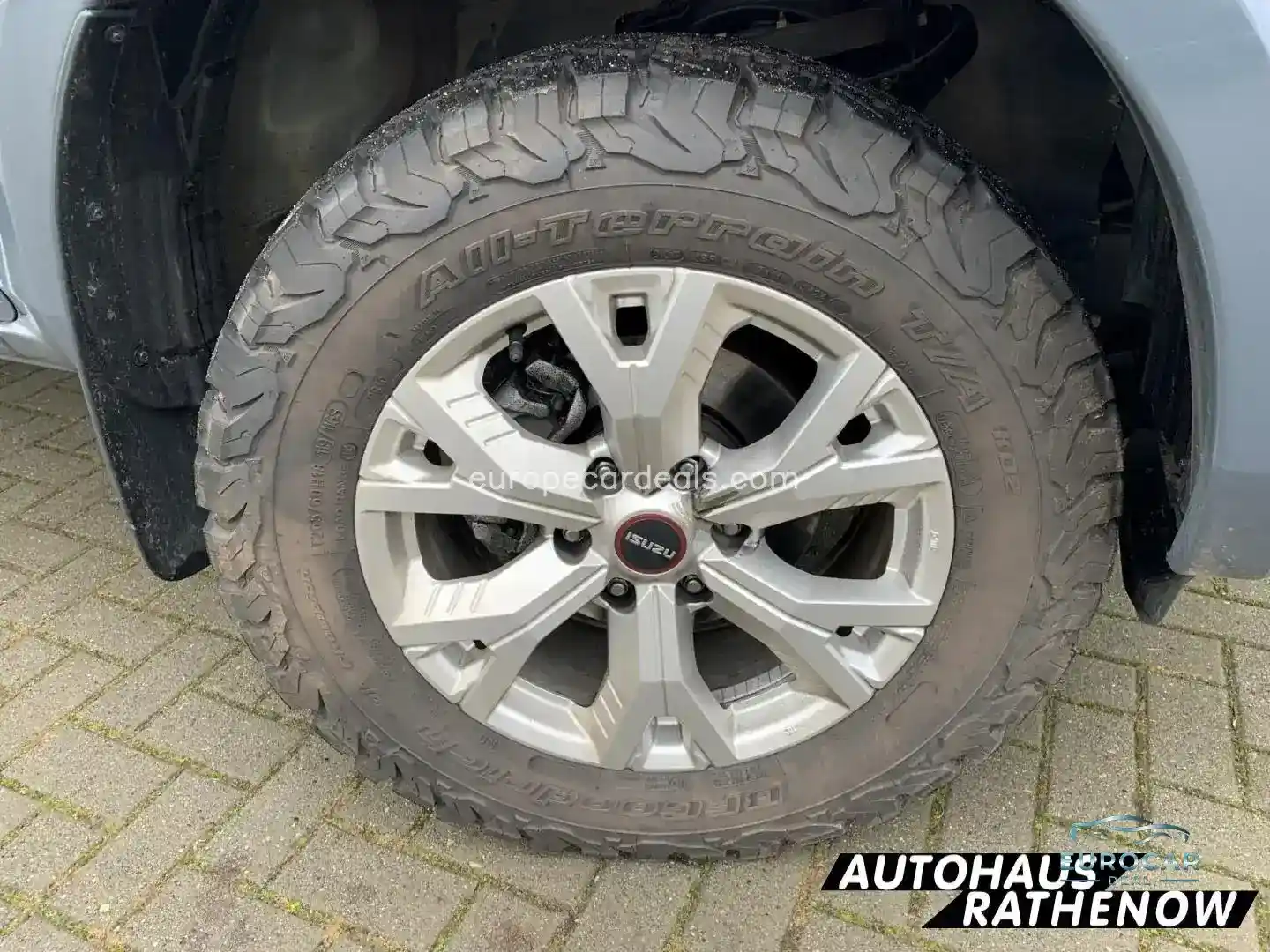 Double Cab 4WD LS Allrad SHZ Totwinkelassi