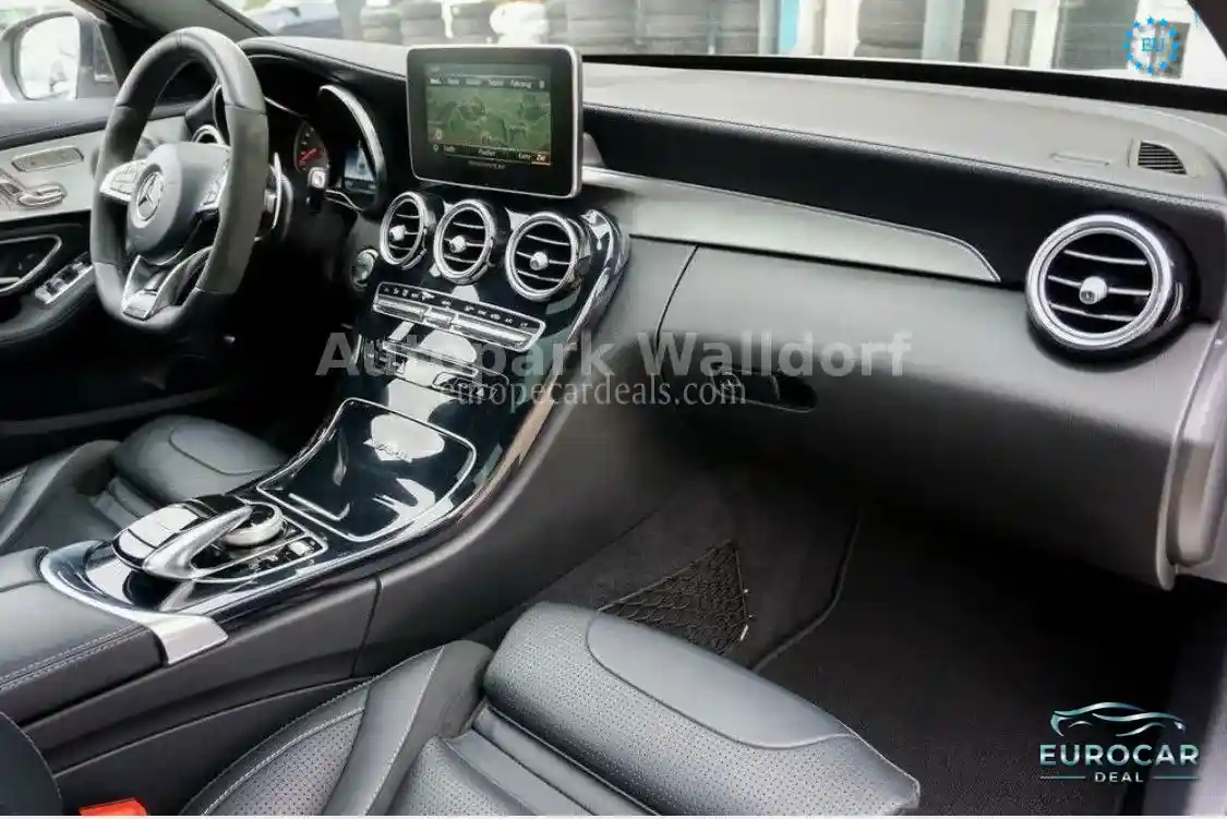 Mercedes-Benz C 63 AMG
