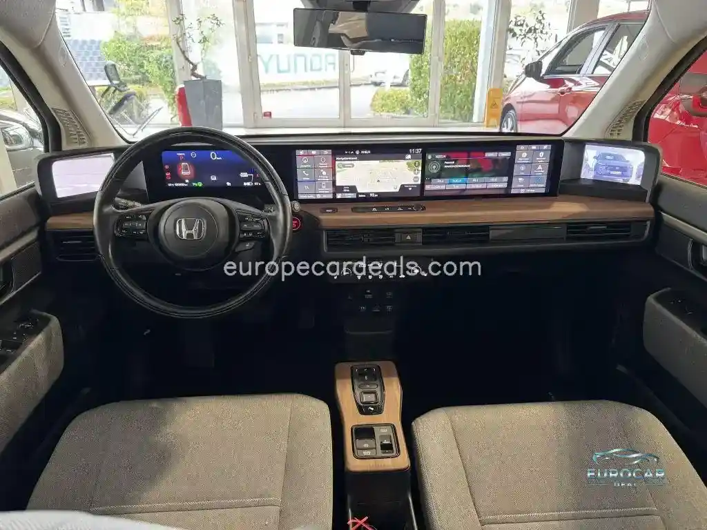 Honda e