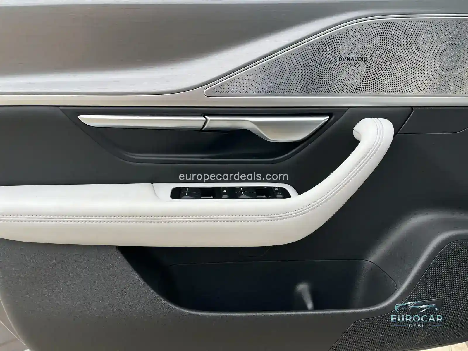 XPENG P7