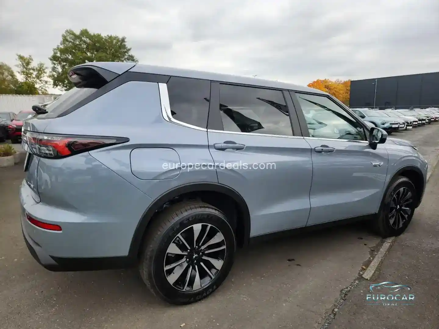 Mitsubishi Plug-in Hybrid Outlander