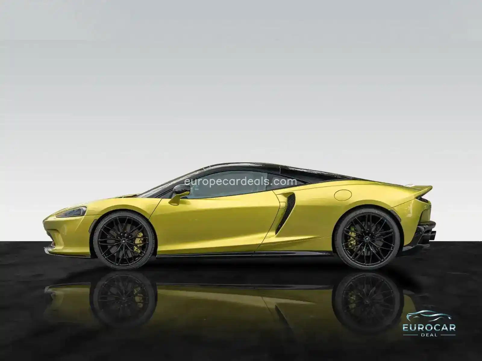 McLaren GT