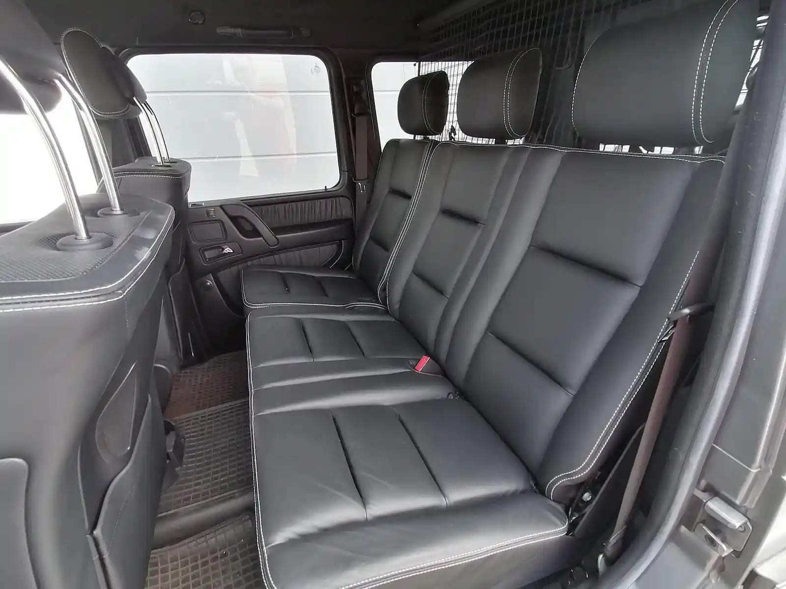 Mercedes-Benz G 500