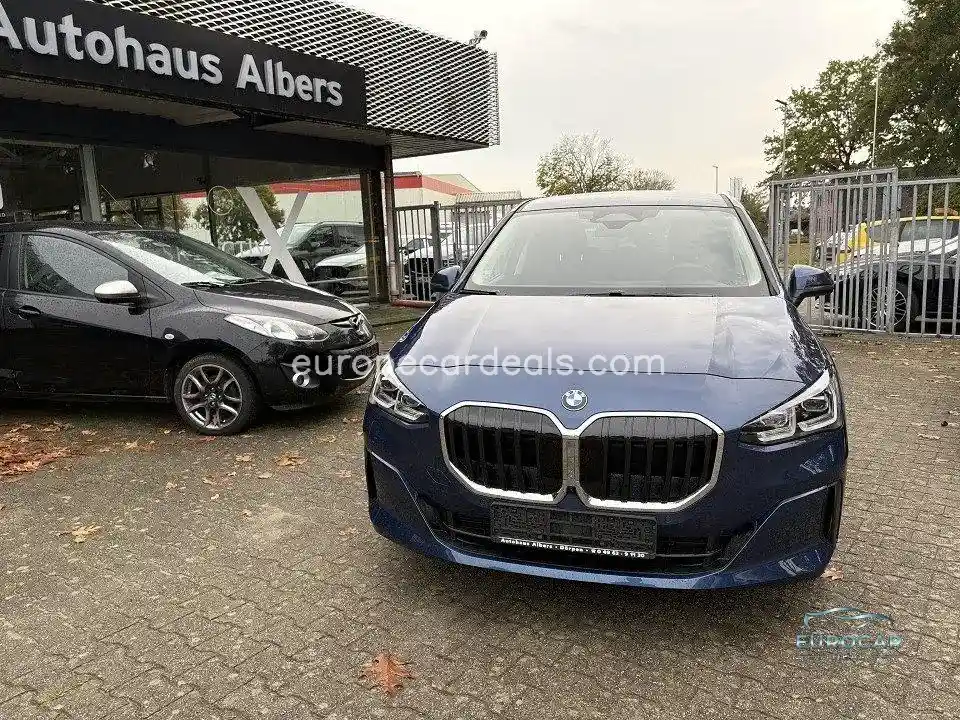 BMW 216