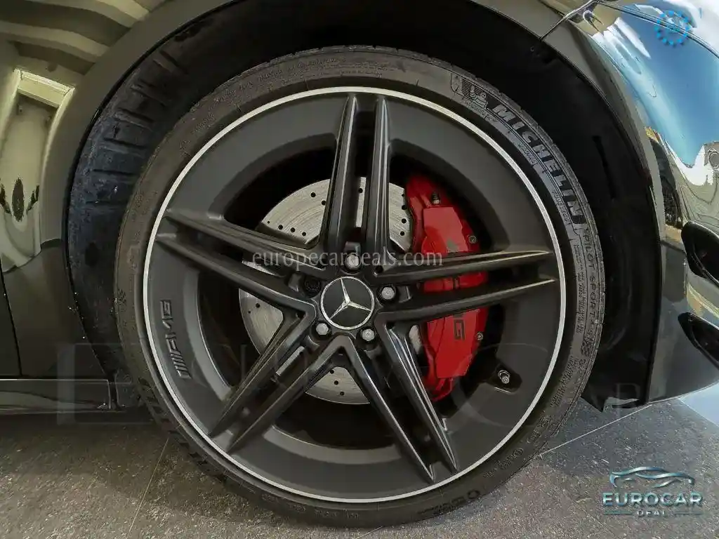 Mercedes-Benz A 45 AMG