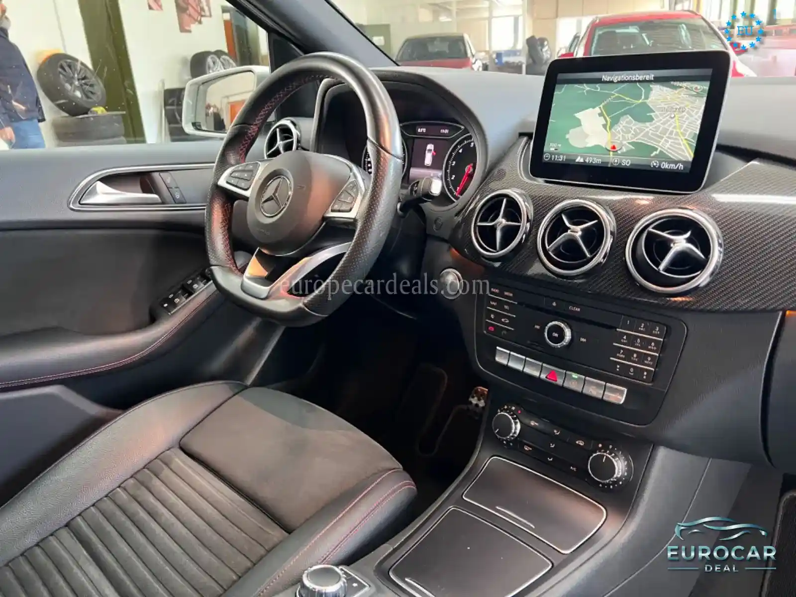 Mercedes-Benz B 180