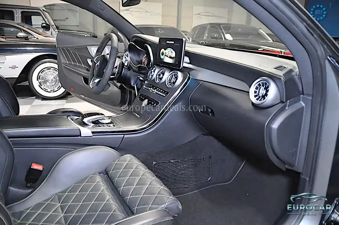 Mercedes-Benz C 63 AMG