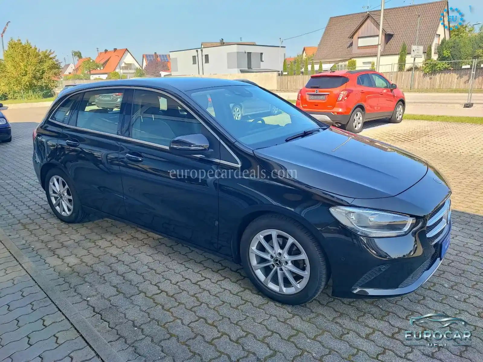 Mercedes-Benz B 180
