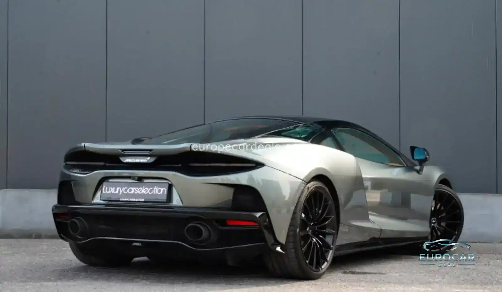 McLaren GT