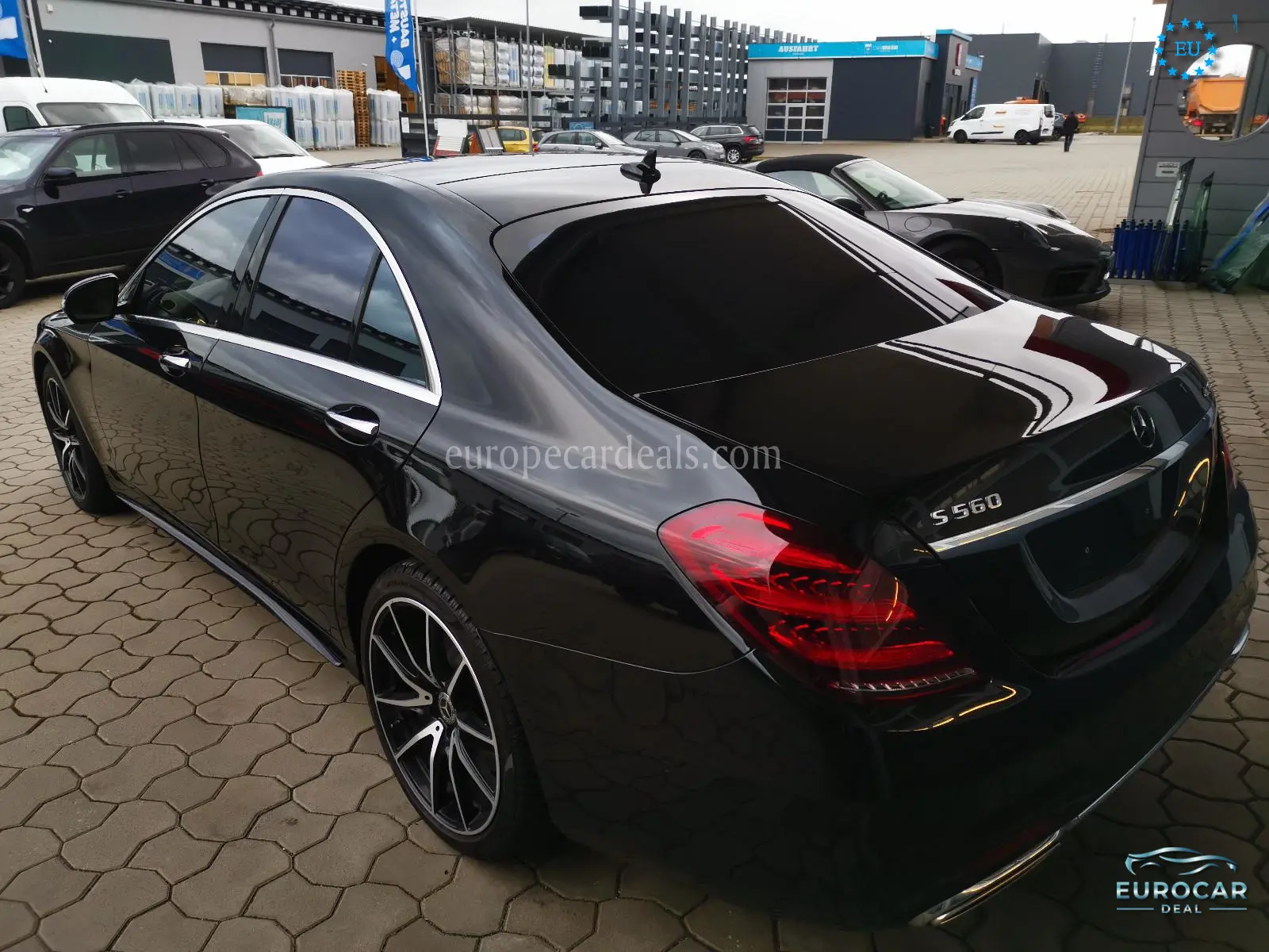 Mercedes-Benz S 560