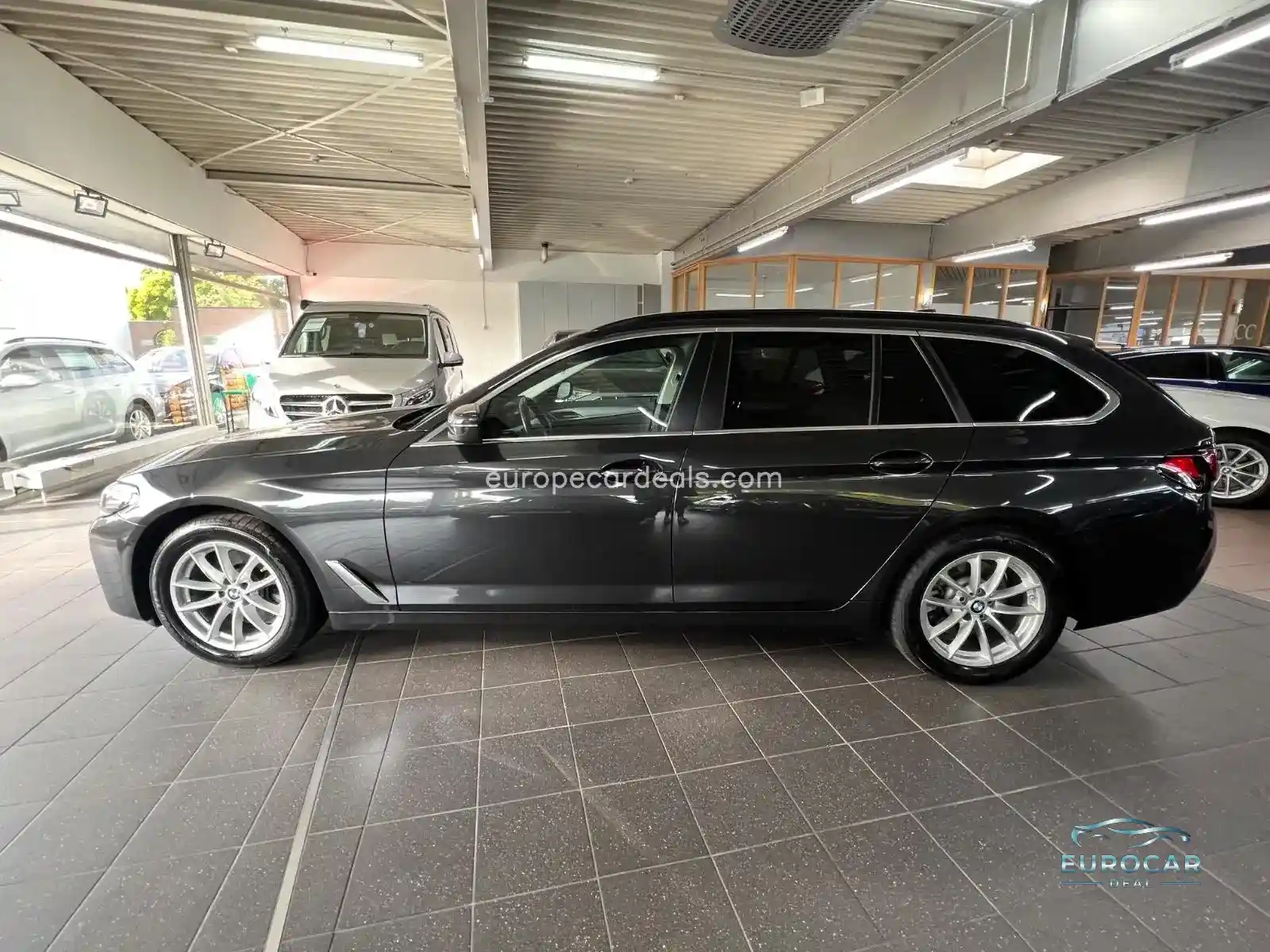 BMW 520