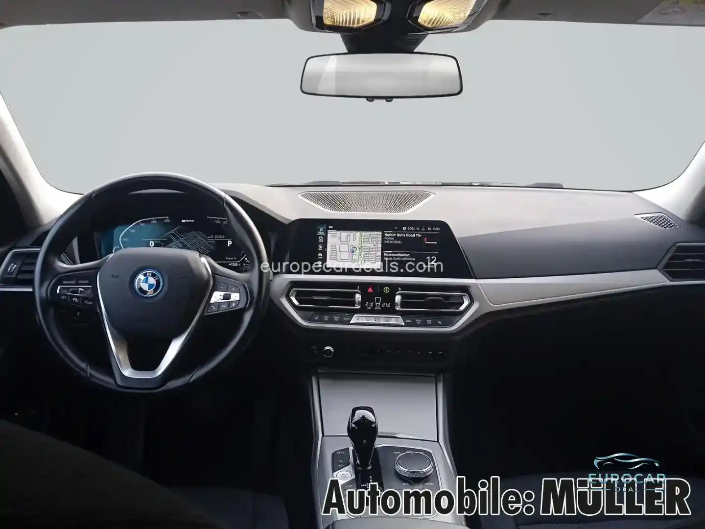 BMW 330