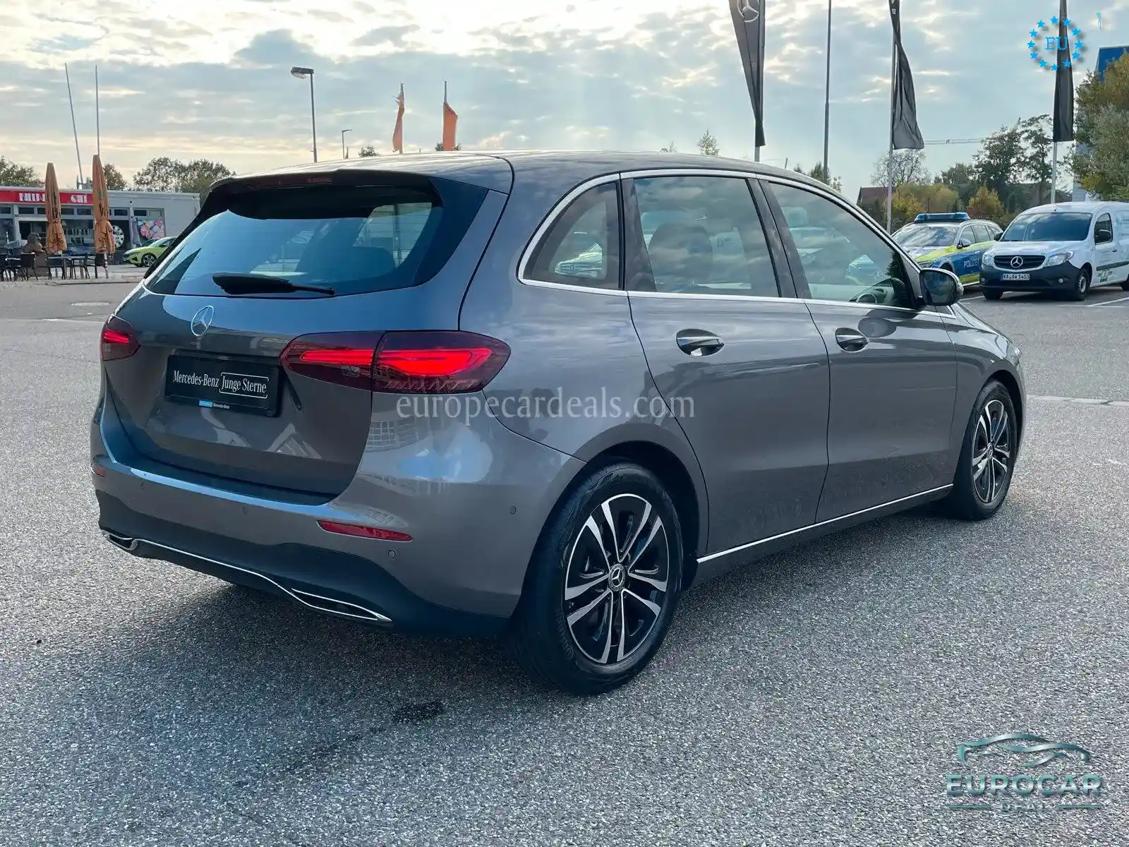 Mercedes-Benz B 200