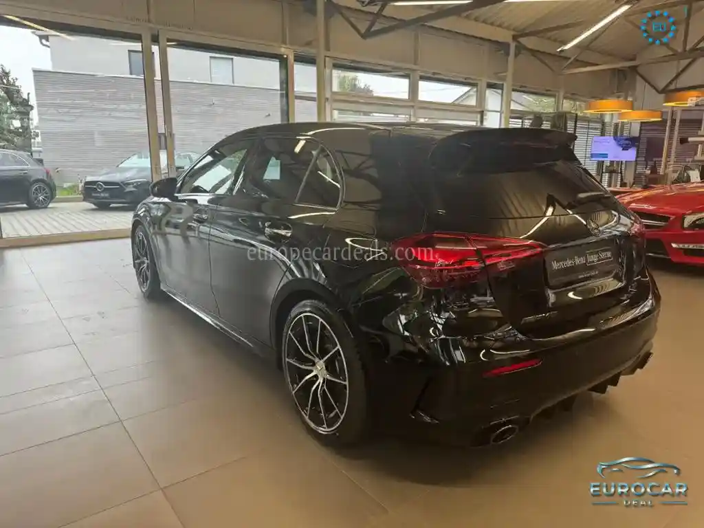 Mercedes-Benz A 35 AMG