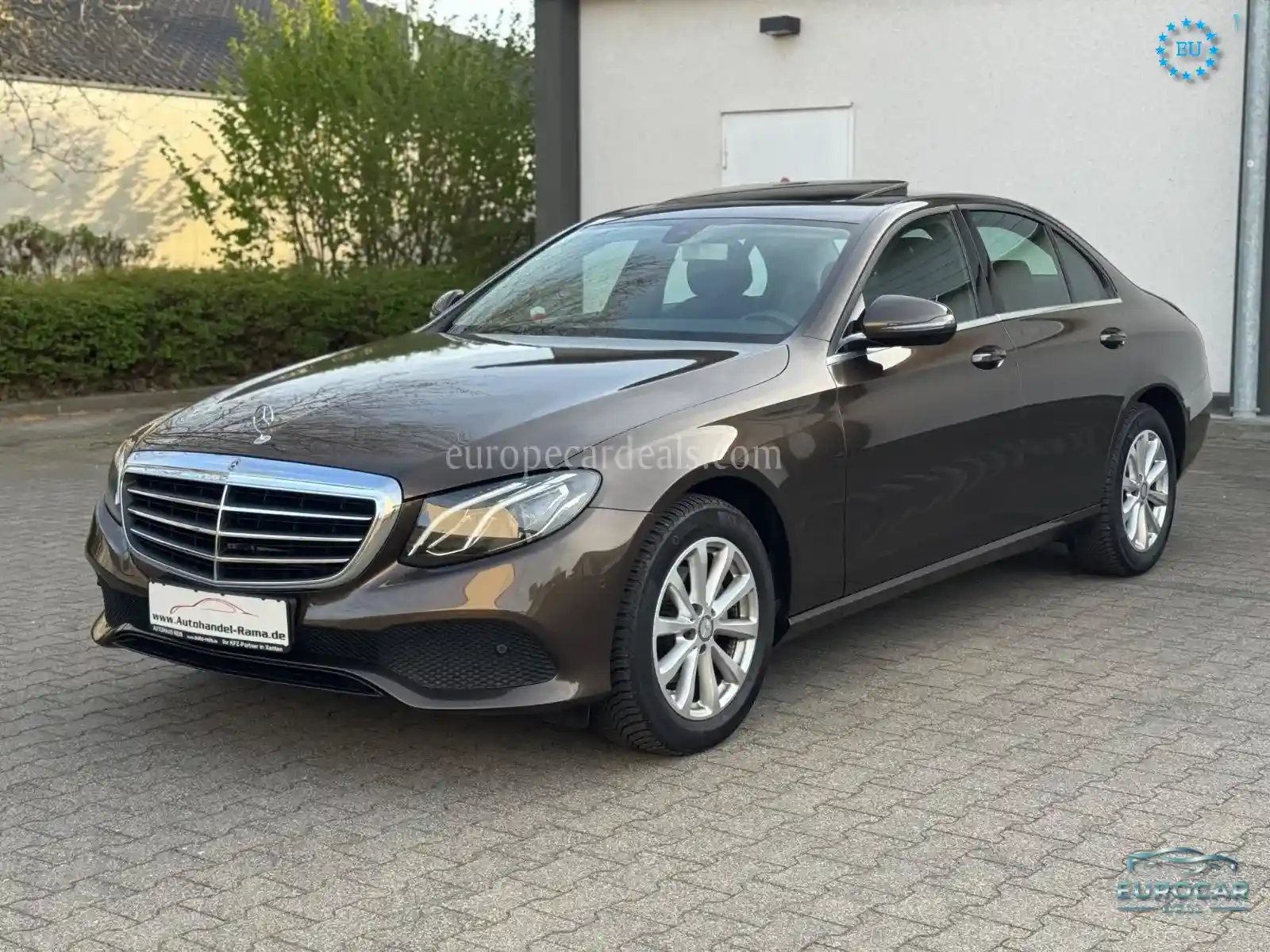 Mercedes-Benz E 200