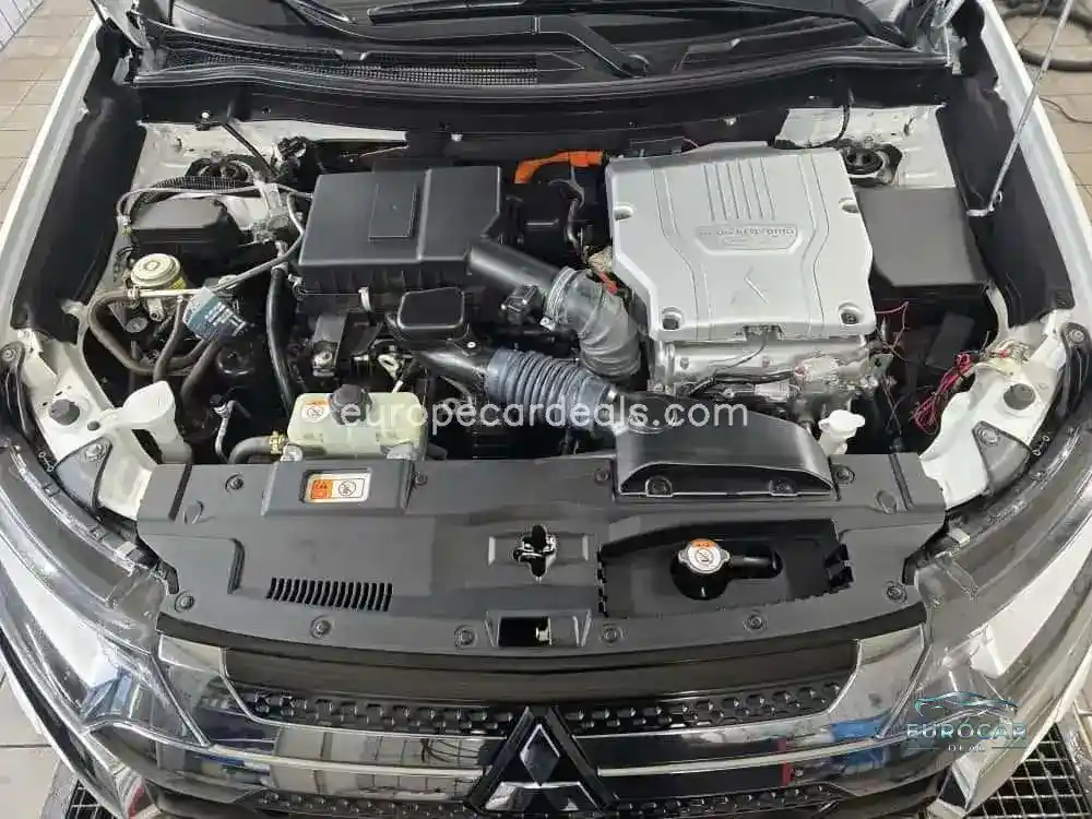 Mitsubishi Plug-in Hybrid Outlander
