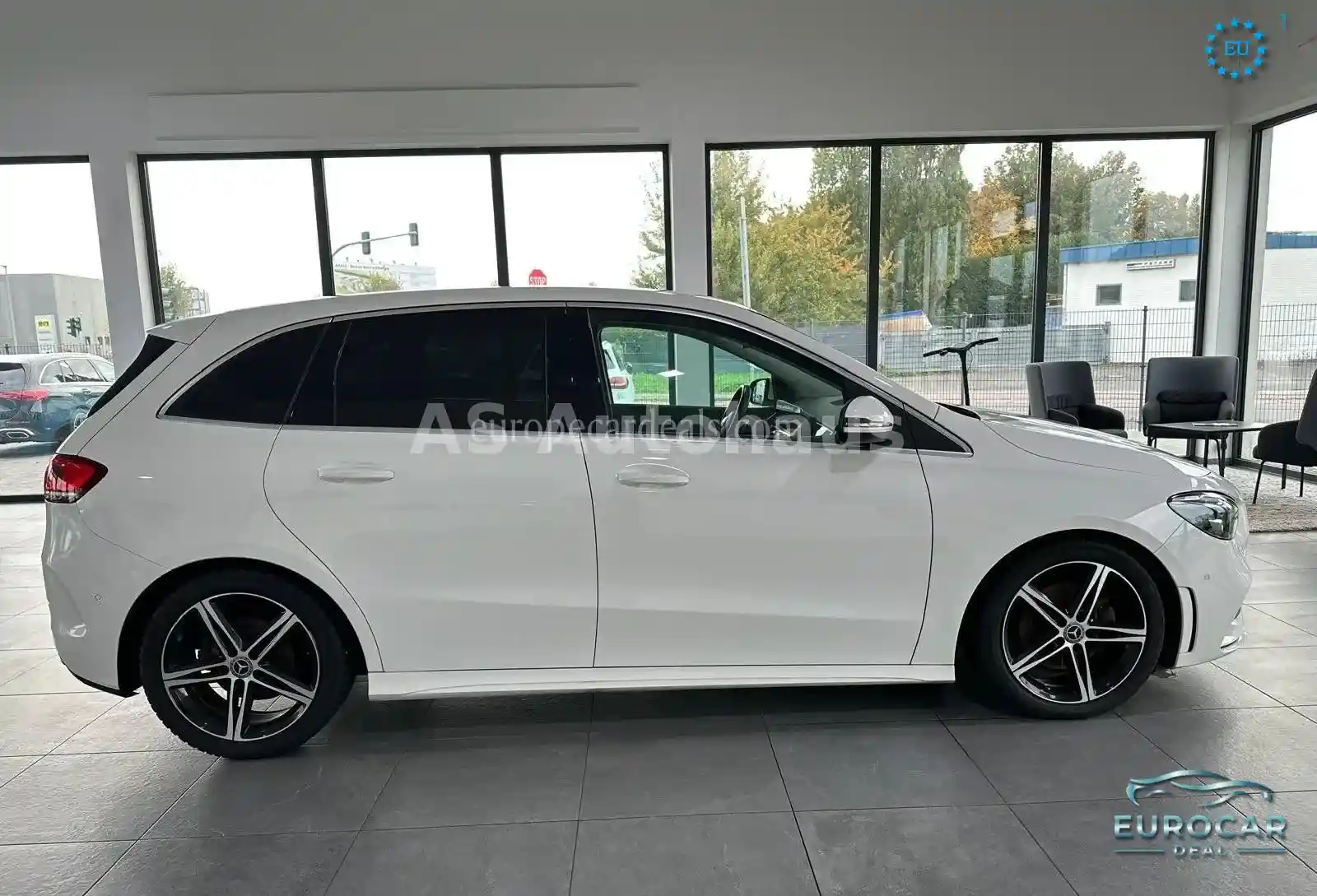 Mercedes-Benz B 200