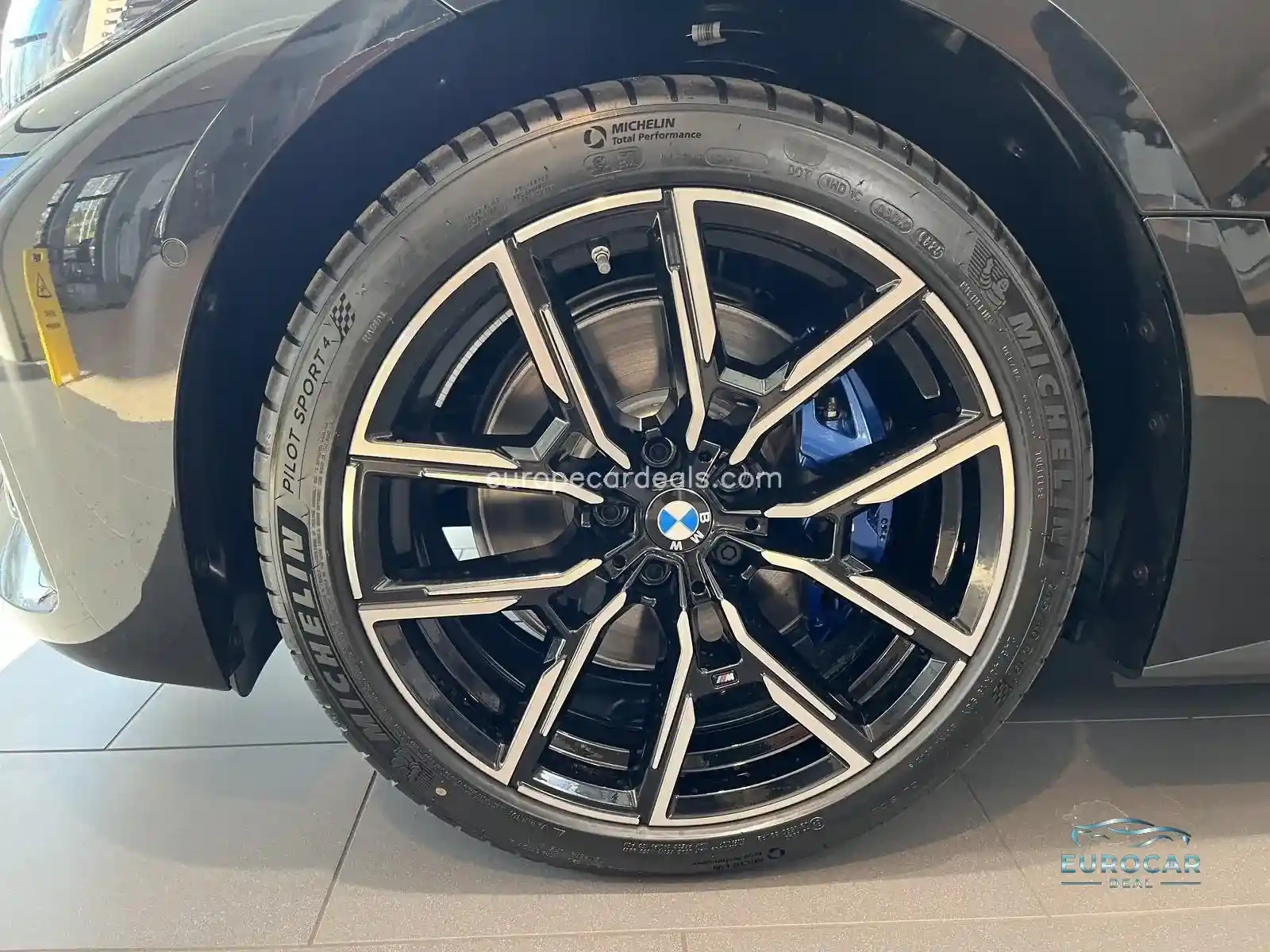 BMW i4