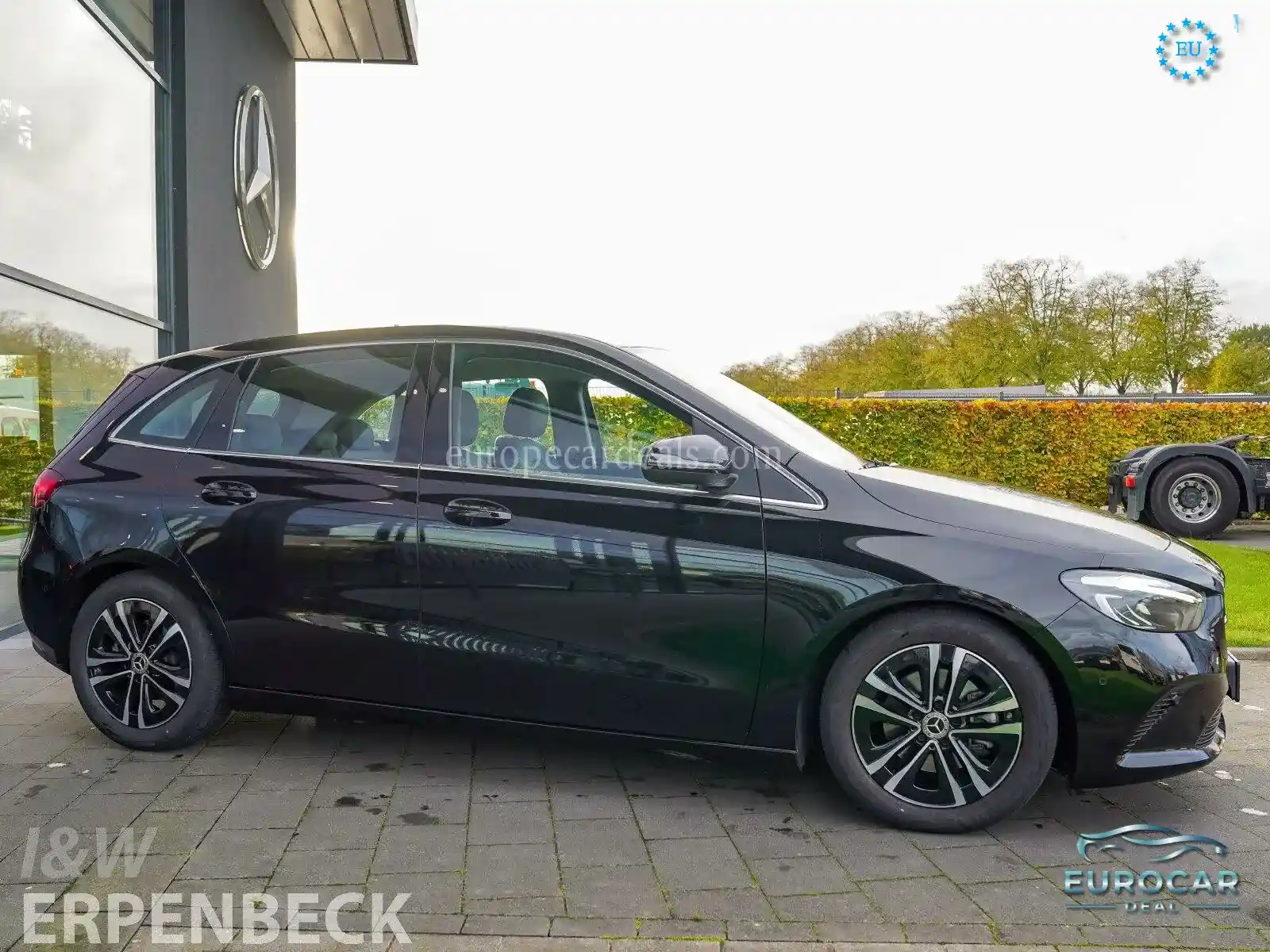 Mercedes-Benz B 200