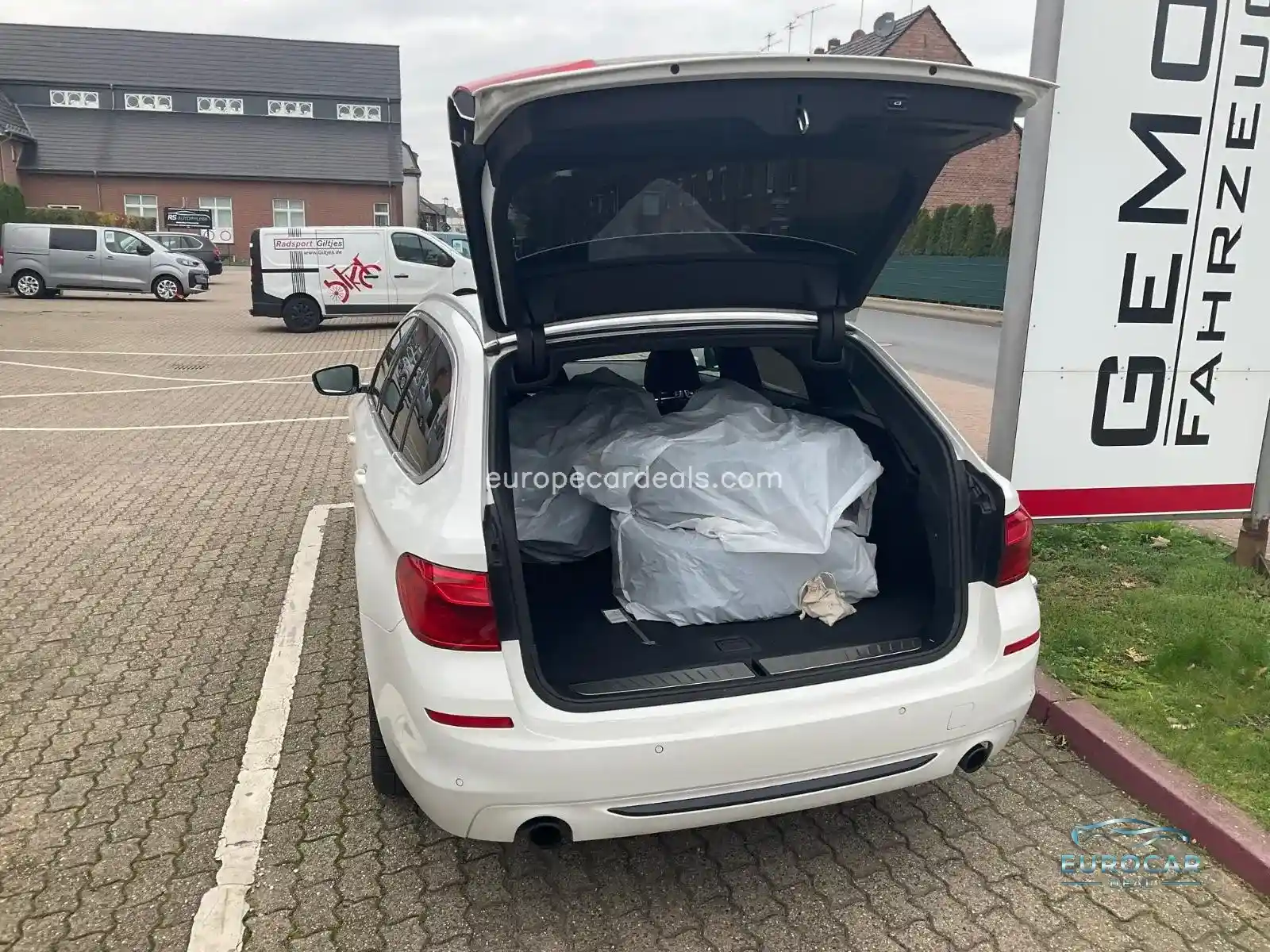 BMW 530