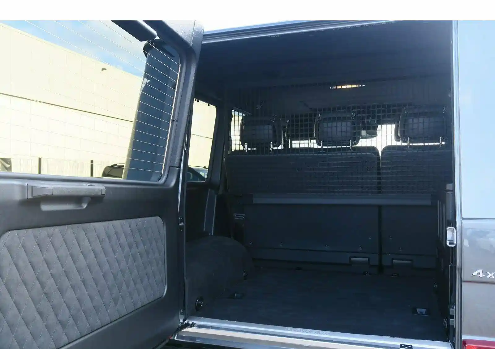 Mercedes-Benz G 500