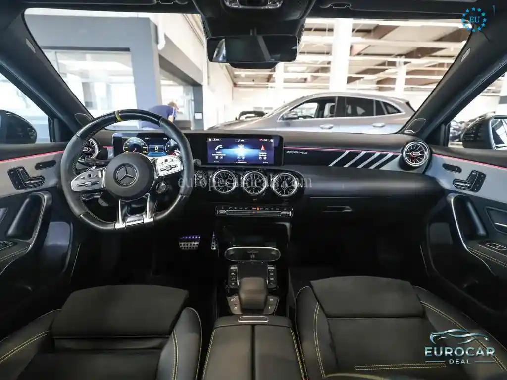 Mercedes-Benz A 45 AMG