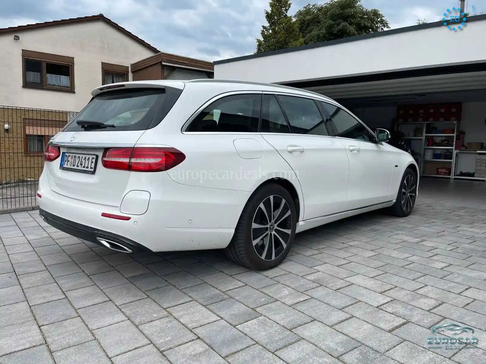 Mercedes-Benz E 300