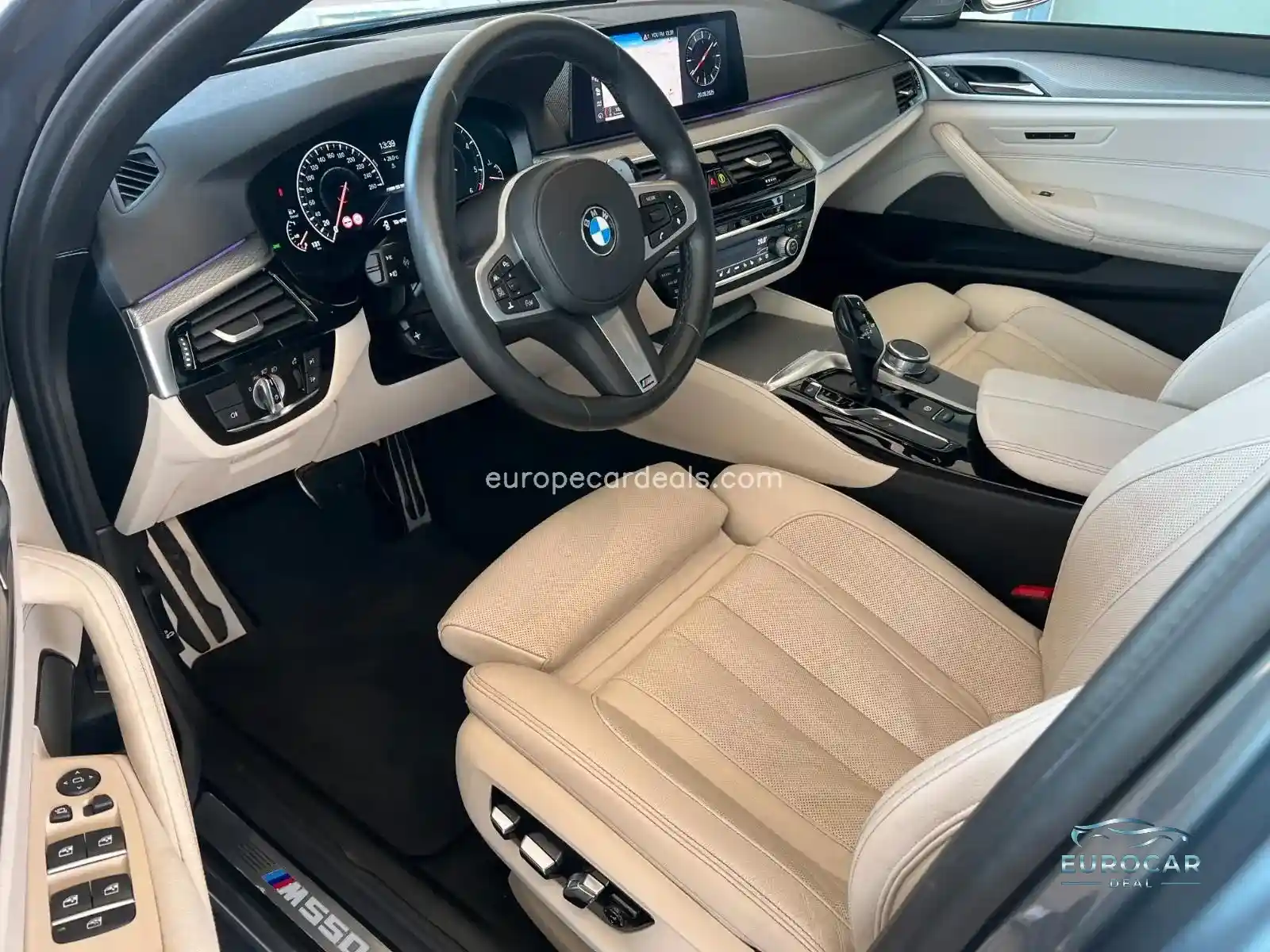 BMW M550