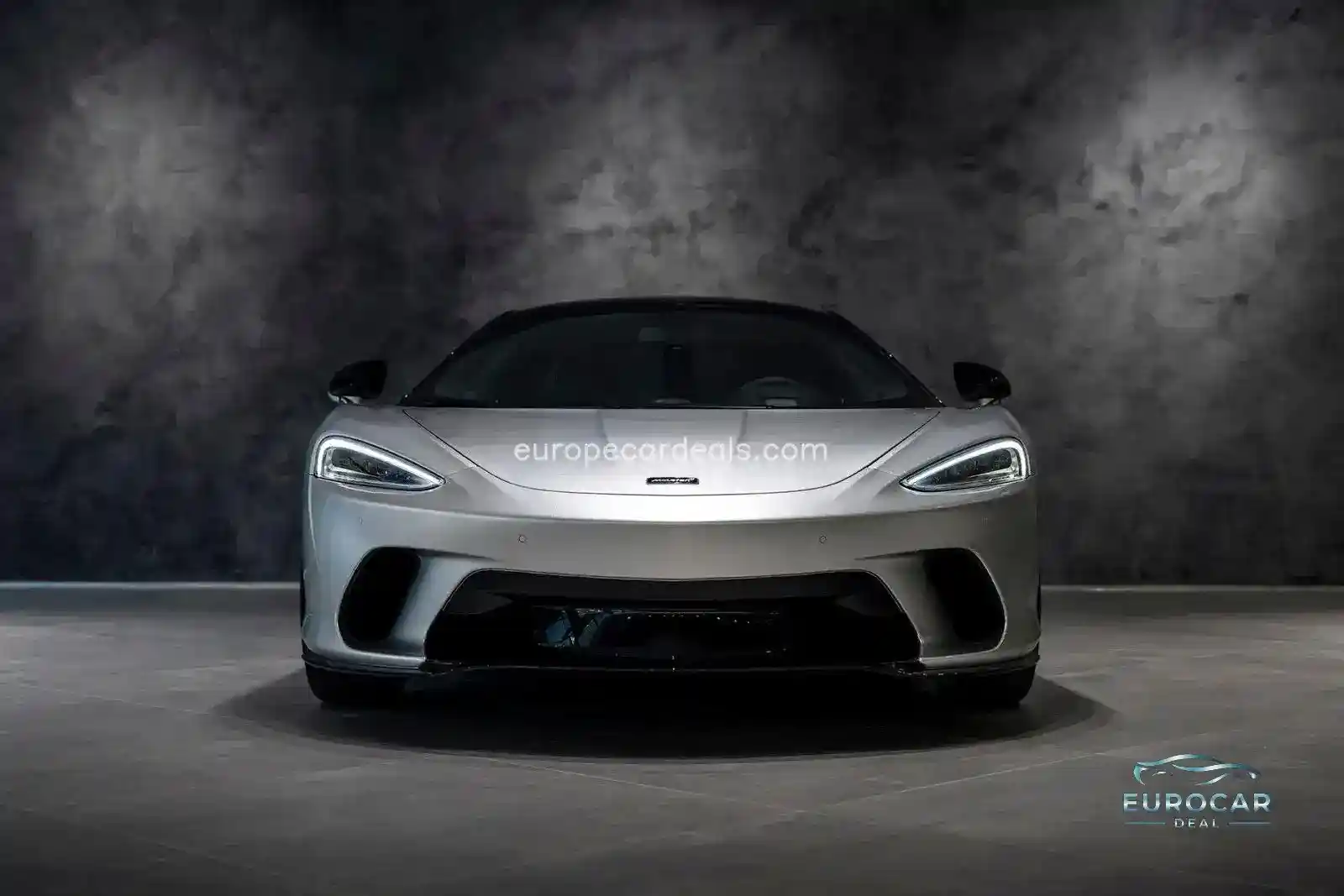 McLaren GT