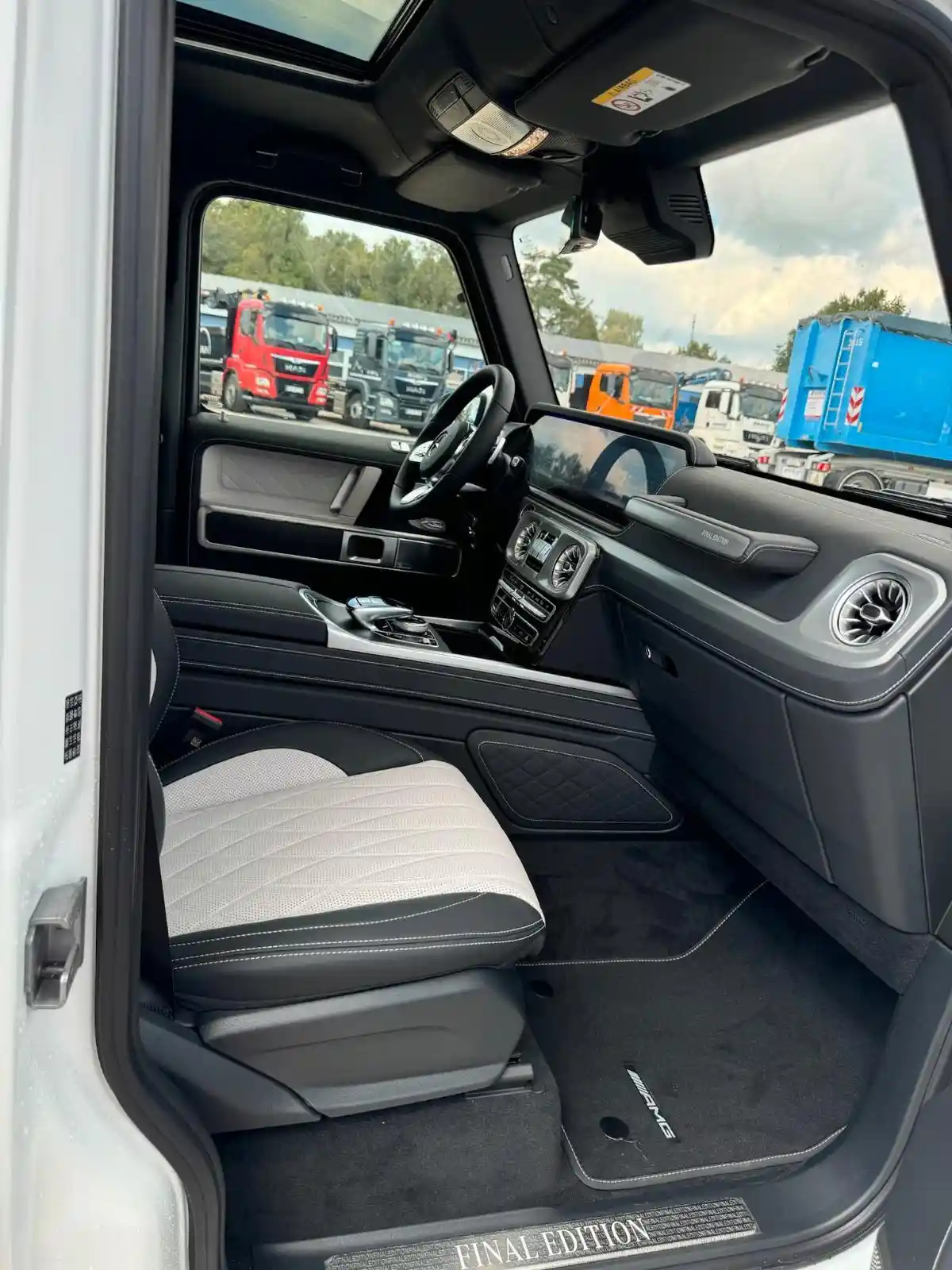 Mercedes-Benz G 500