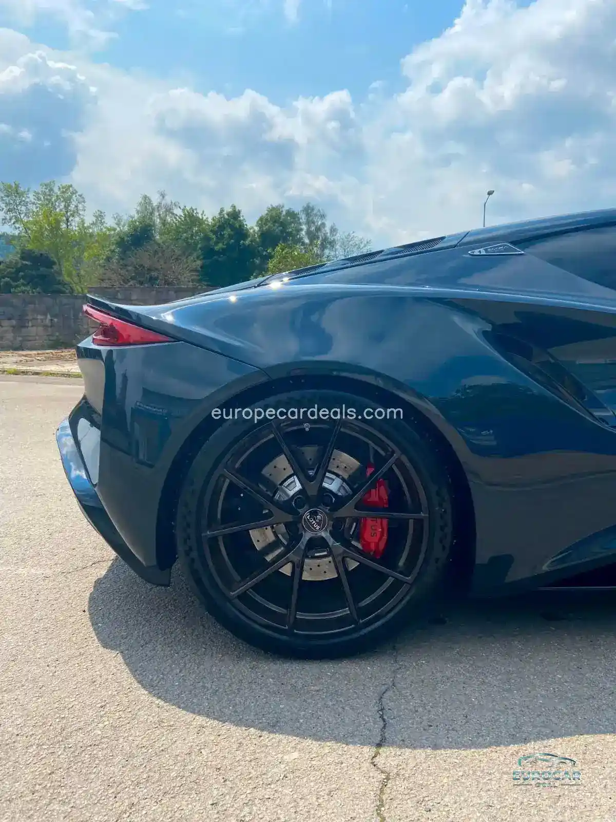 Lotus Emira