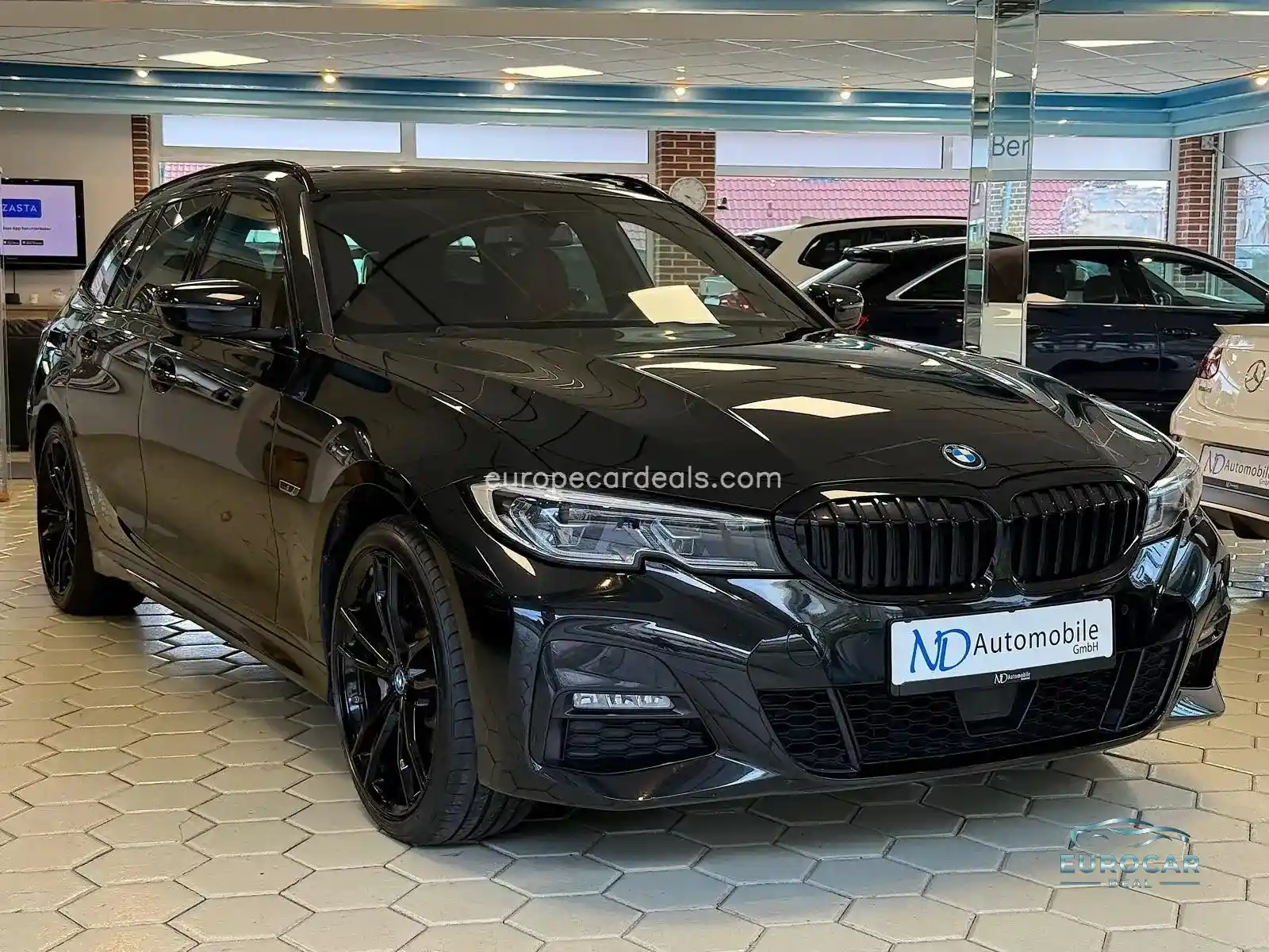 BMW 330