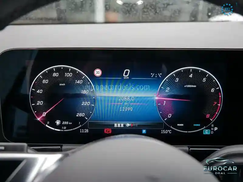 Mercedes-Benz B 220