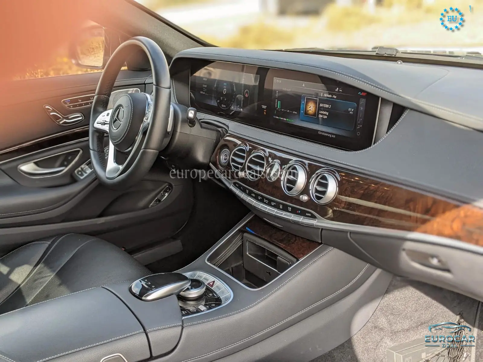 Mercedes-Benz S 560