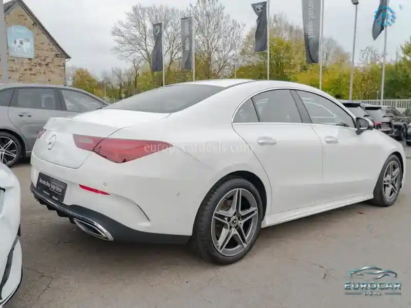 Mercedes-Benz CLA 200