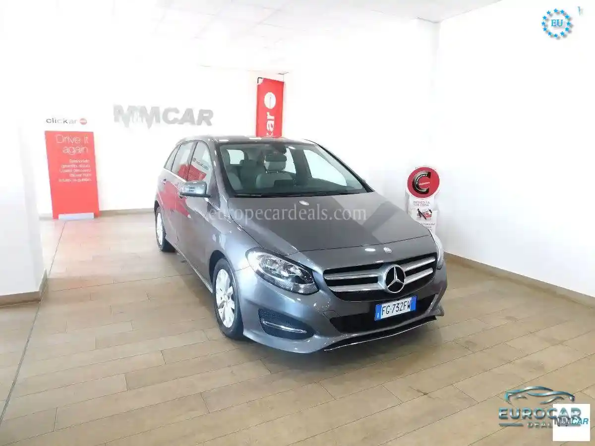 Mercedes-Benz B 200