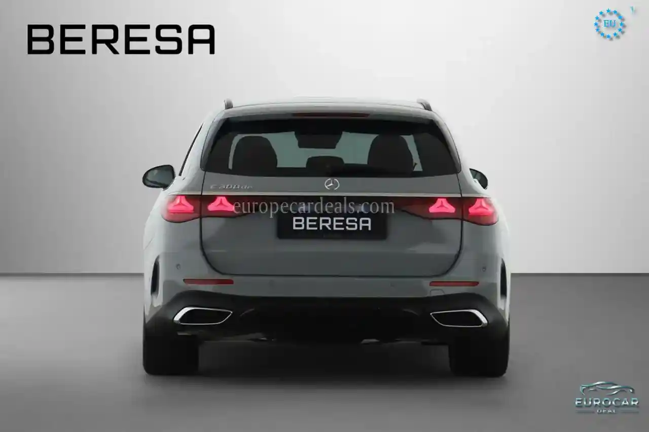 Mercedes-Benz E 300