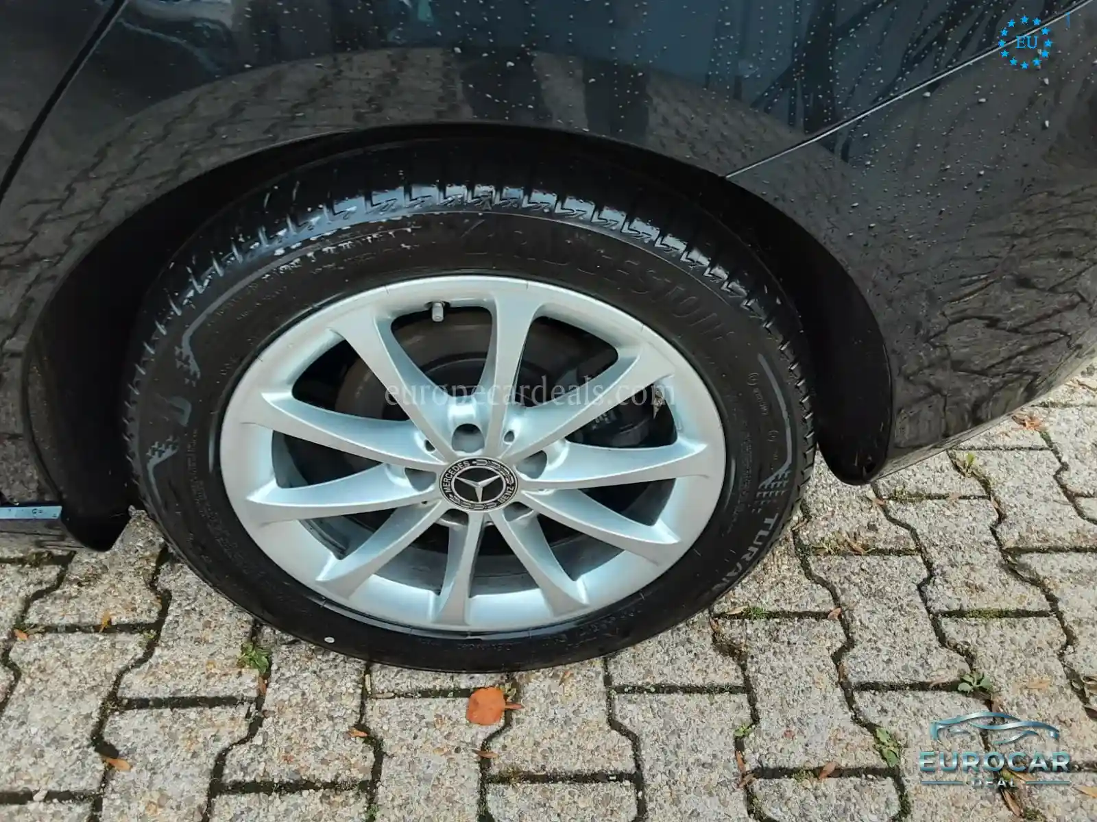 Mercedes-Benz B 200