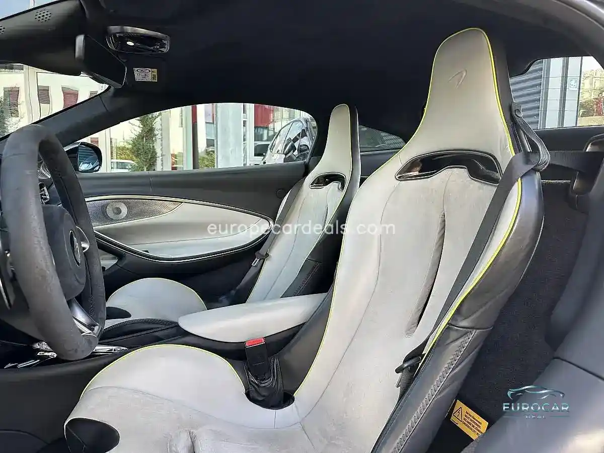 McLaren Artura