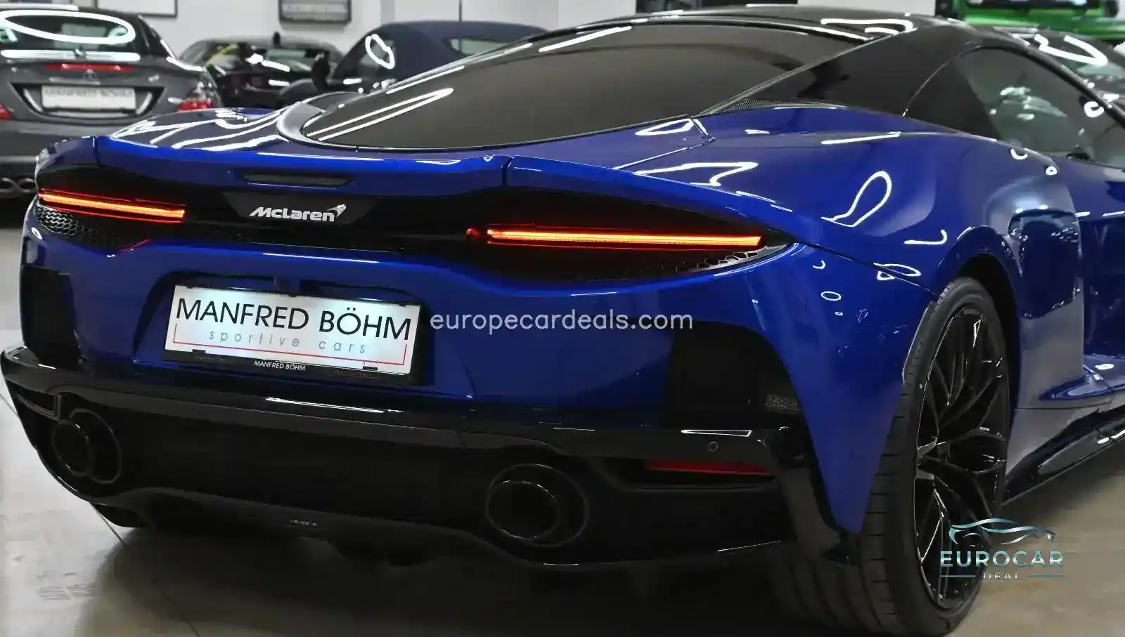 McLaren GT