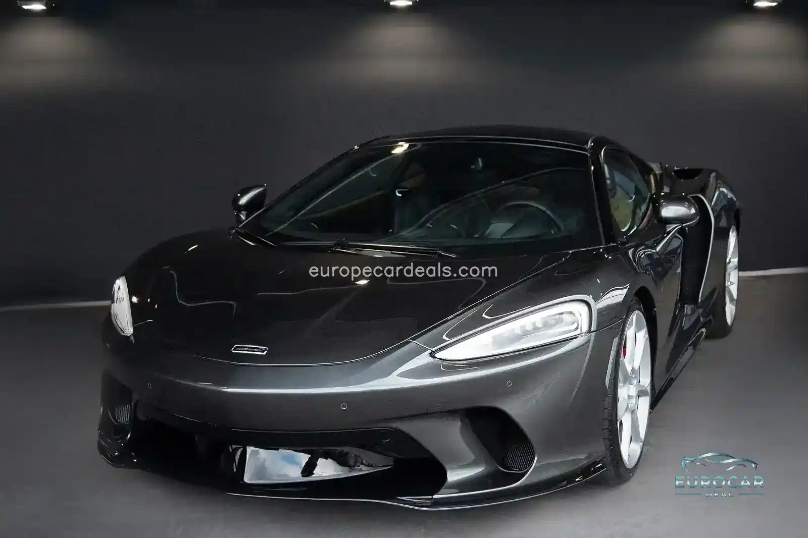 McLaren GT