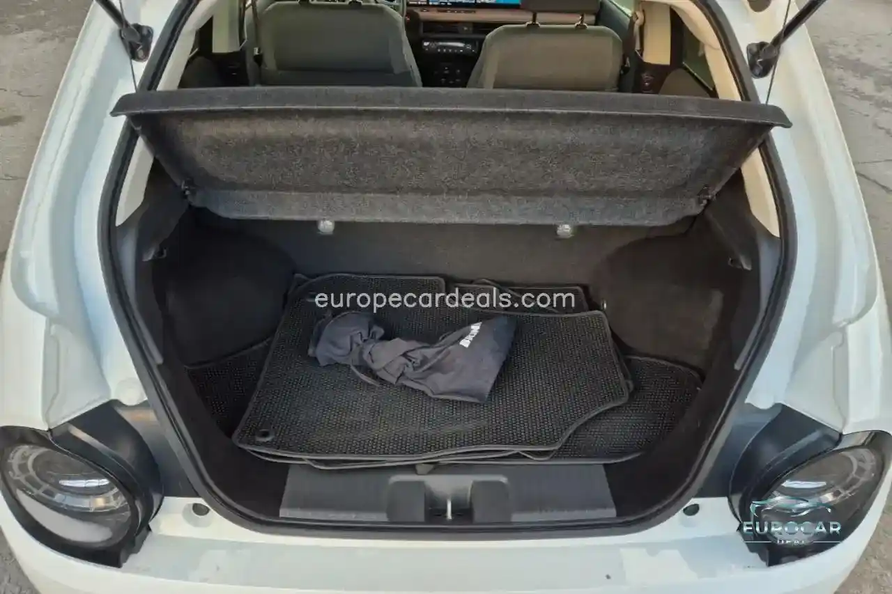 Honda e