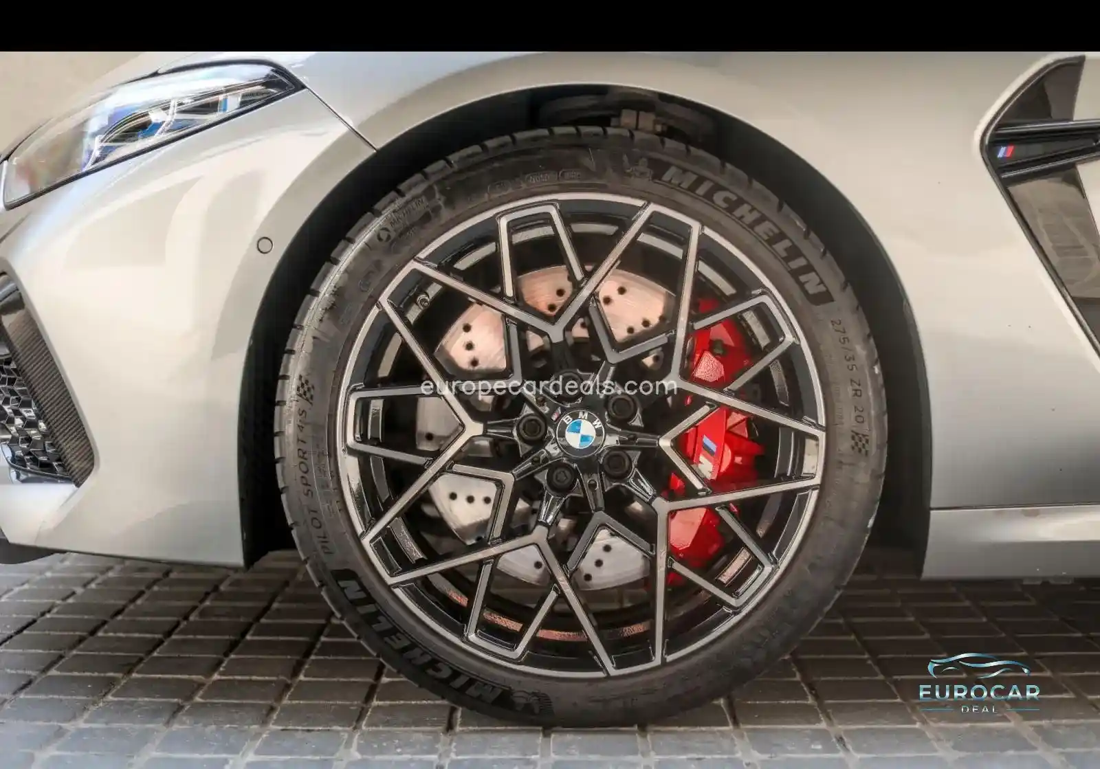 BMW M8