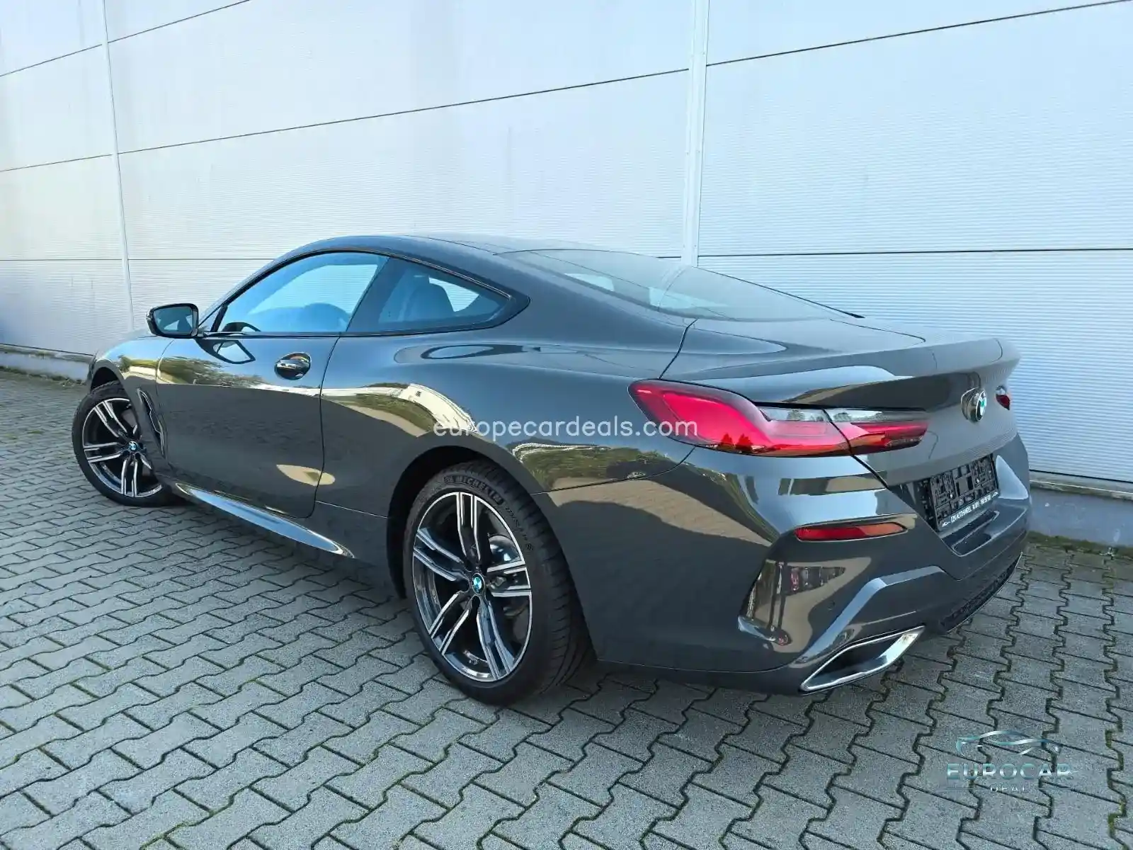 BMW 840