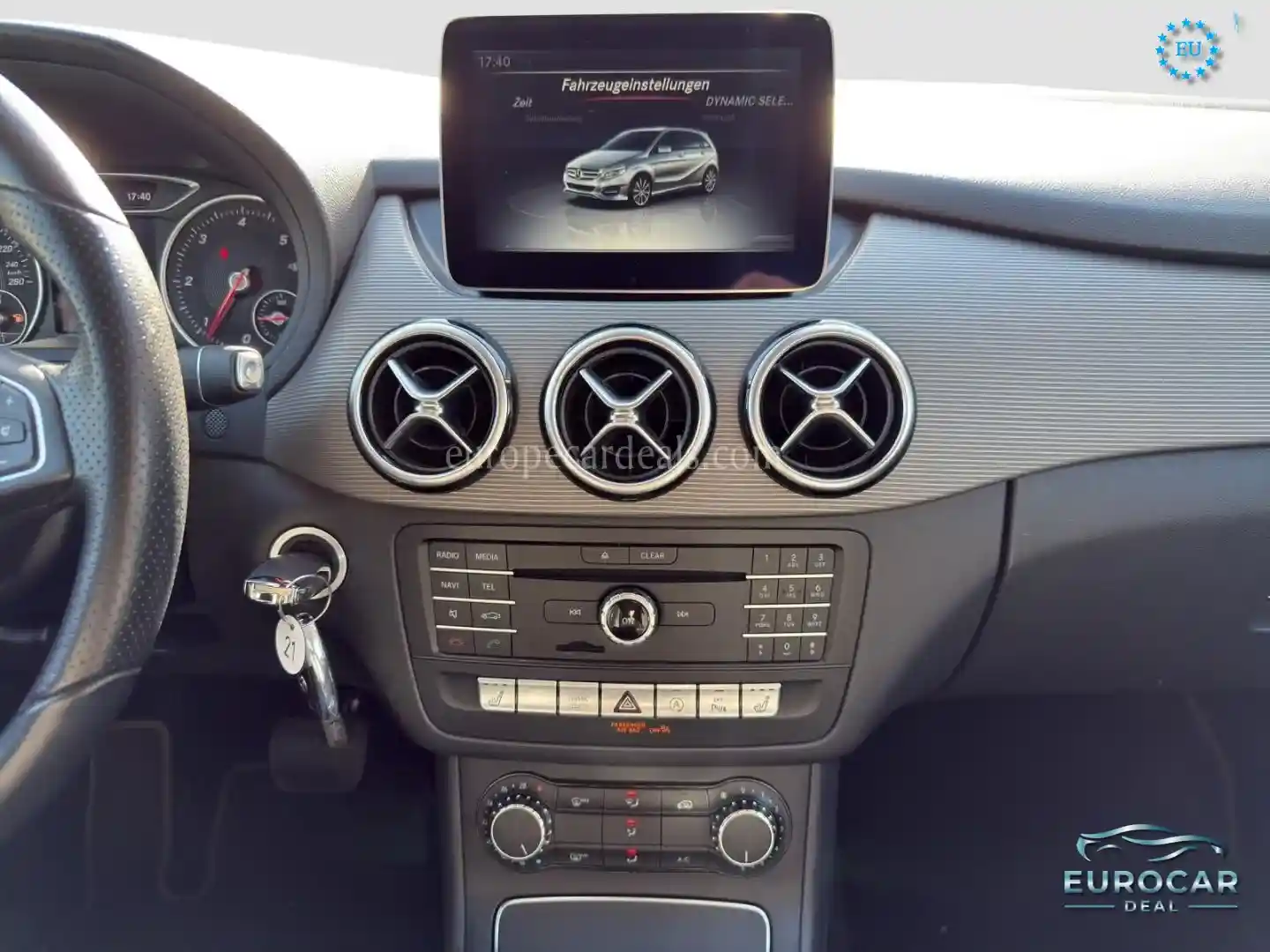 Mercedes-Benz B 200