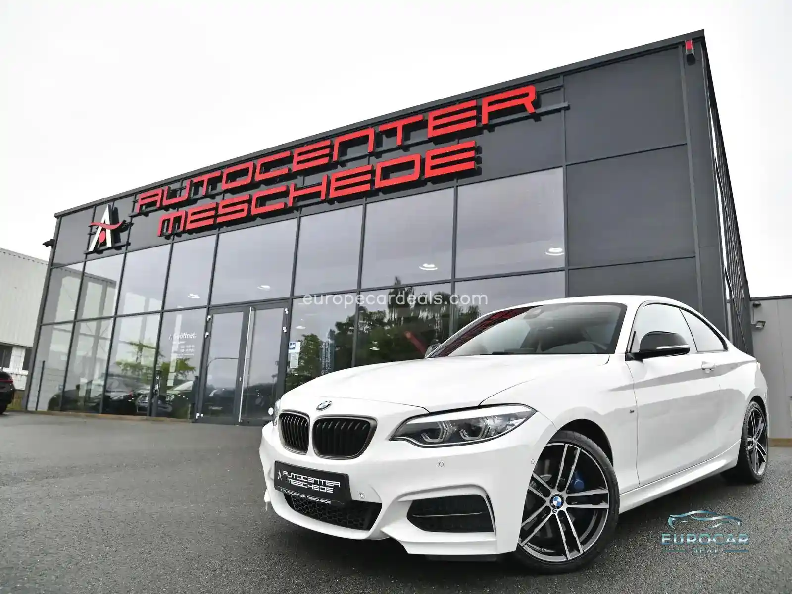 BMW M240i