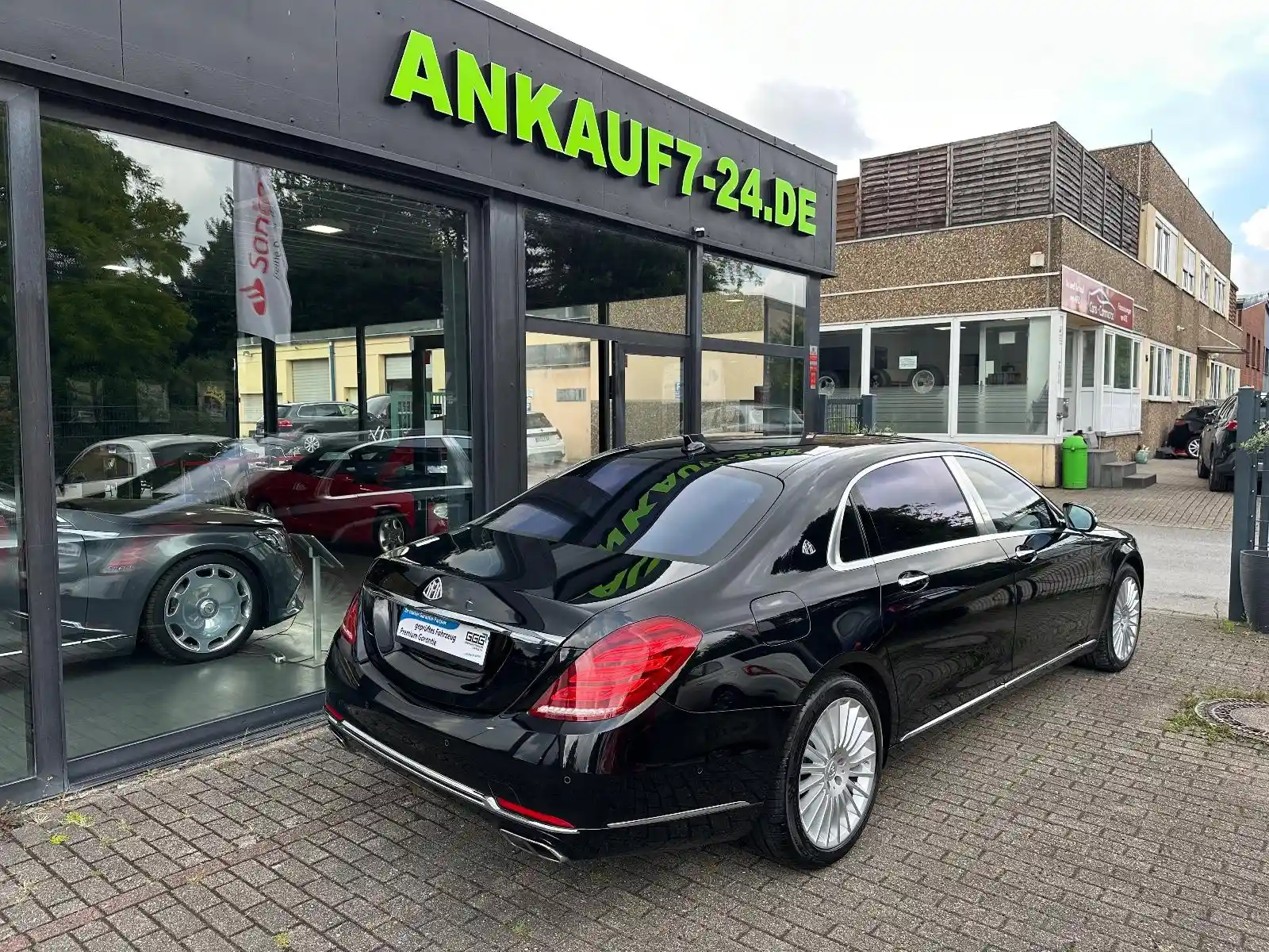 Mercedes-Benz S 500
