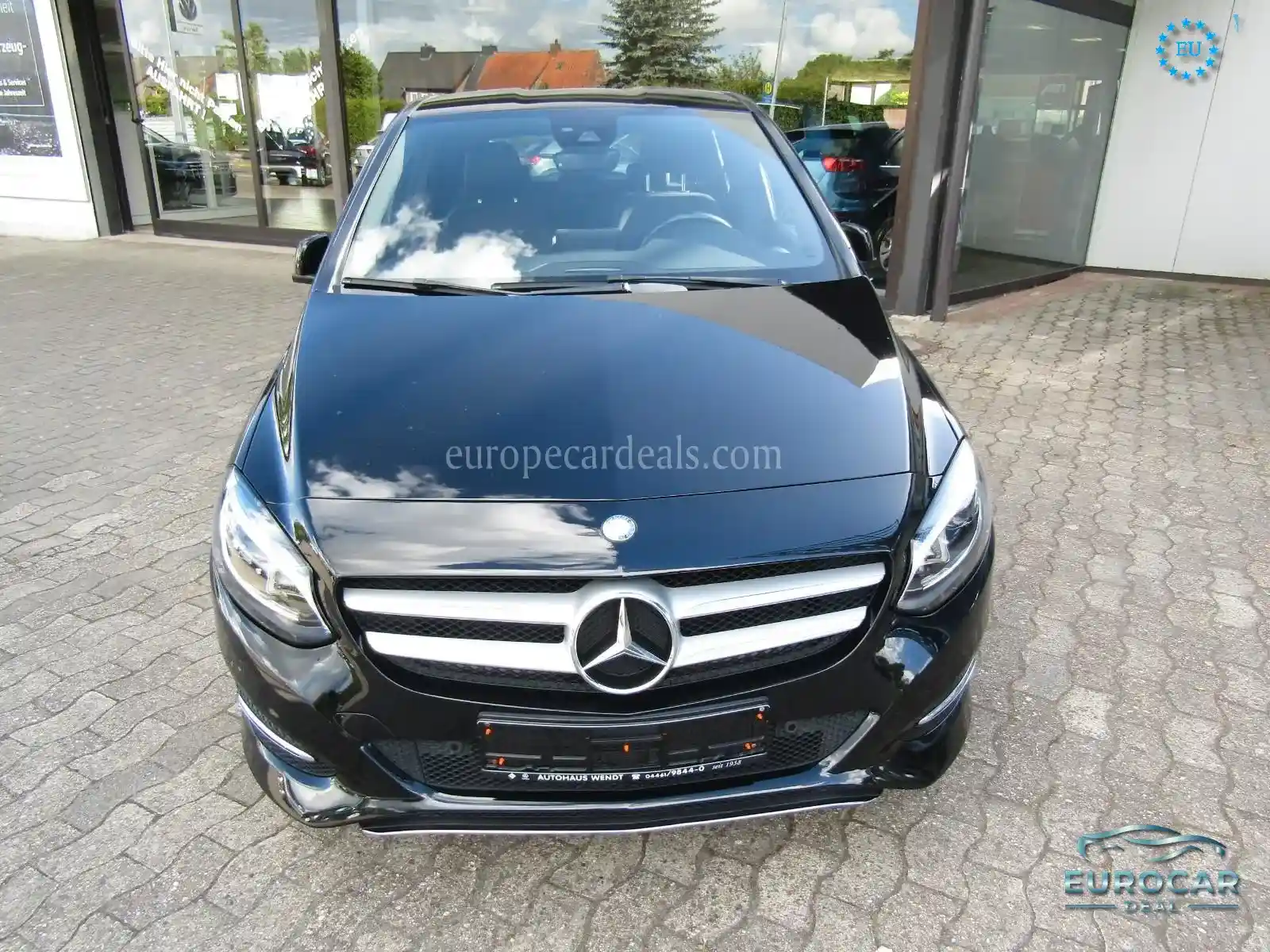 Mercedes-Benz B 180